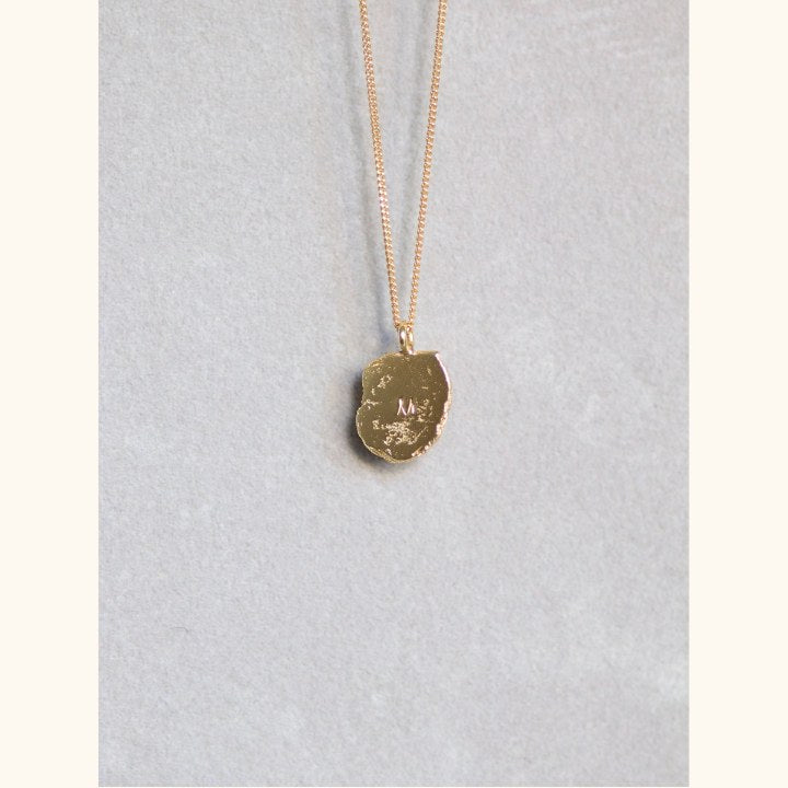 Kette „Liebling M “ – Personalisierte Initial Kette mit Bedeutung | 925 Sterling Silber, 18K Vergoldet-2